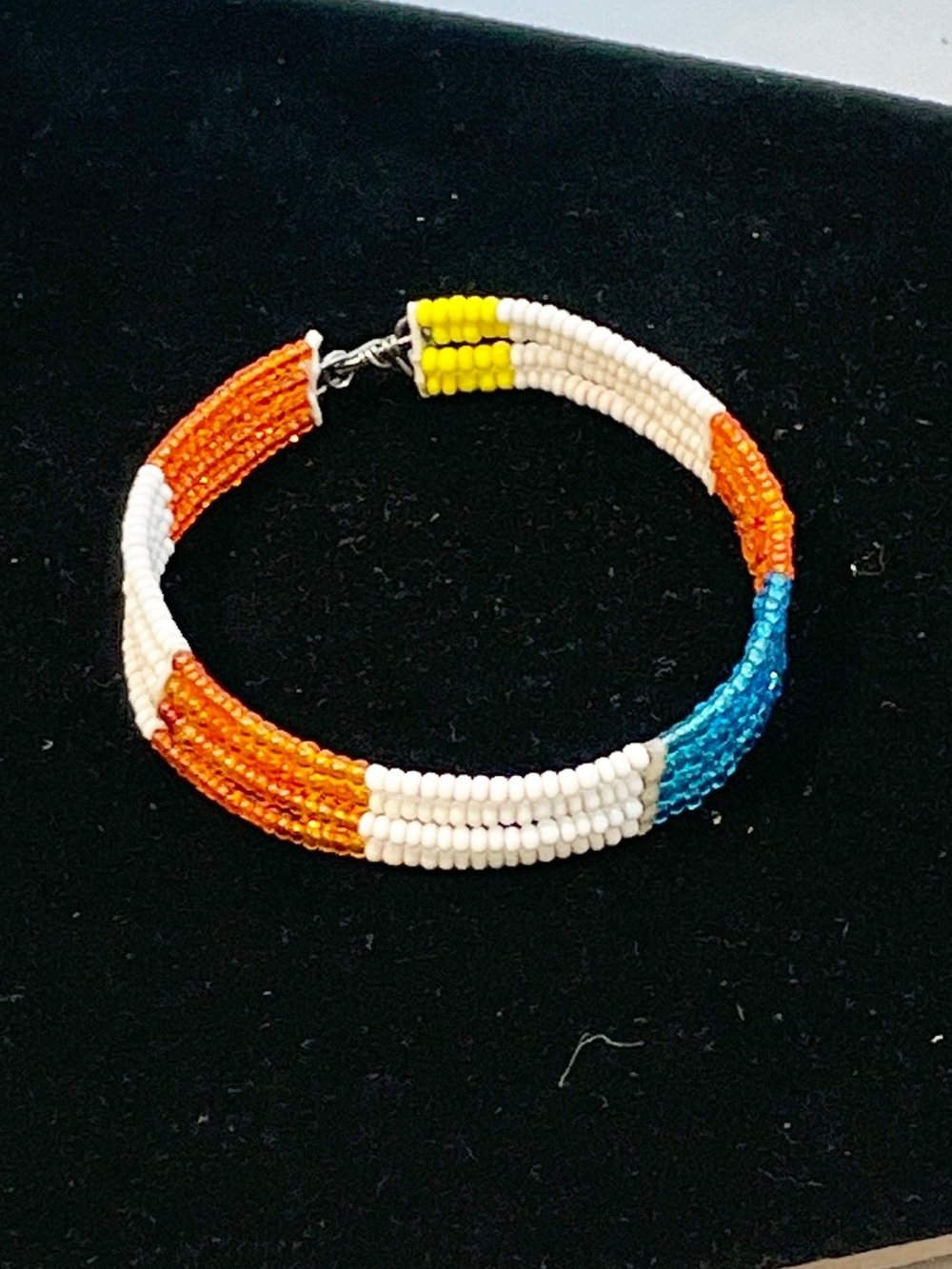 Vintage Seed Bead Native American Style Bracelet Handmade Tribal Jewelry